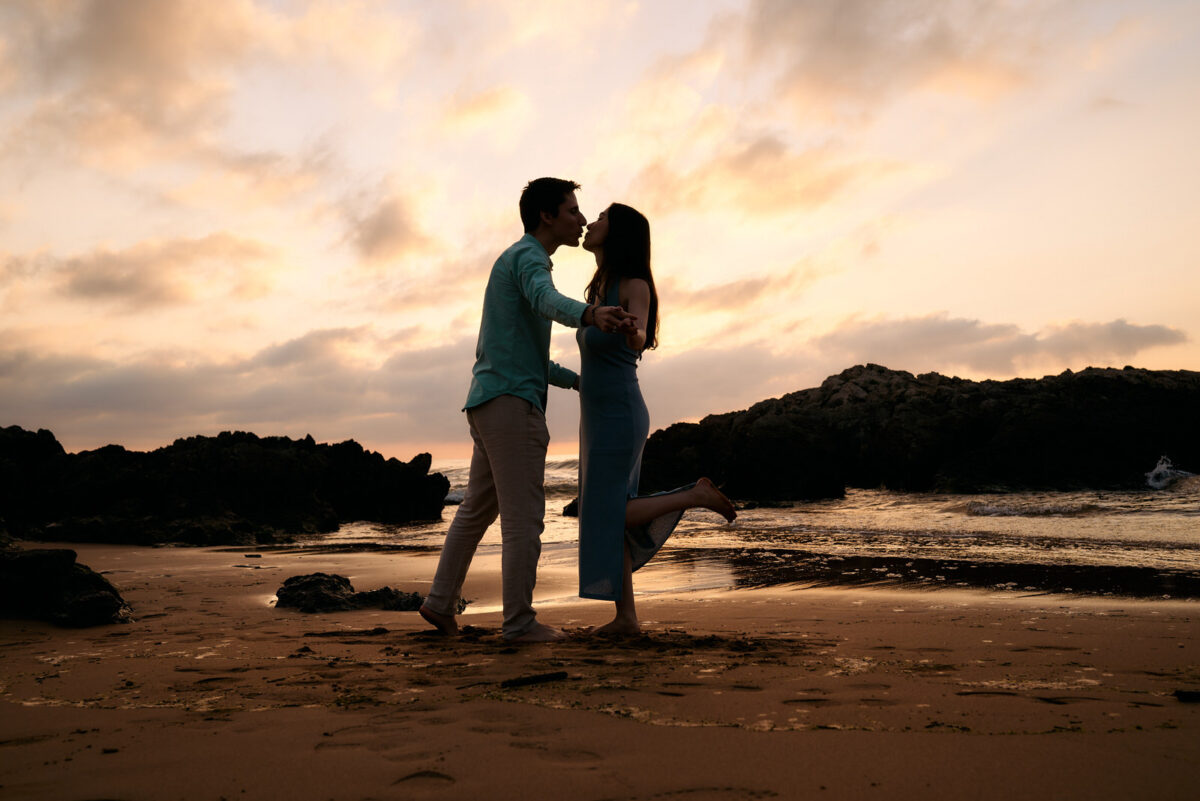 SESION SESION DE PREBODA EN LOS PINARES DE LIENCRES Y PLAYA DE VALDEARENAS